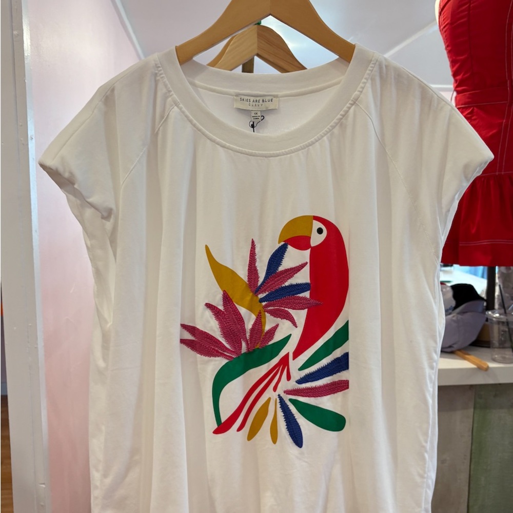 Polly Paradise Tee